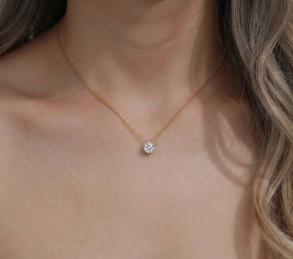 Aria - Solitaire Pendant Necklace
