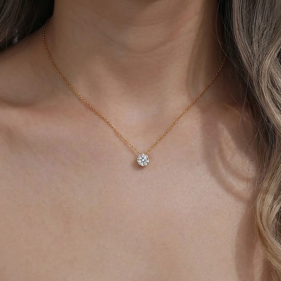 Aria - Solitaire Pendant Necklace