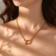 Capri – Shackle Chain Necklace
